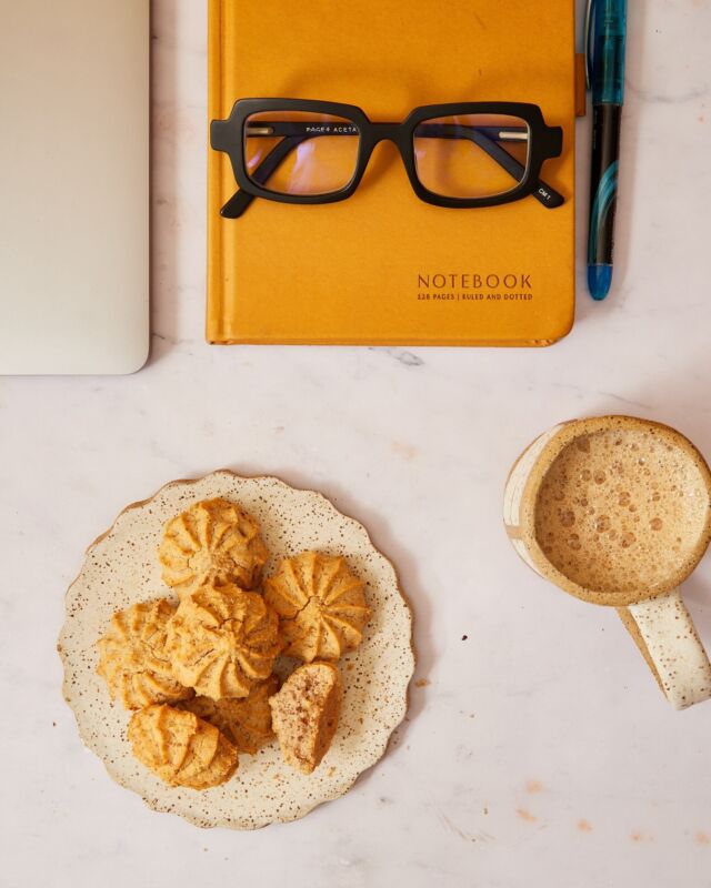 Did you know that walnuts are one of the best foods for concentration and a healthy brain? 🧠 
That’s because they’re full of Omega 3 Fatty Acids and Vitamin E. 

Several nutrients in nuts, such as healthy fats, antioxidants, and vitamin E, may explain their beneficial effects on brain health and lower risk of cognitive decline in older adults 🌰

Our Quinoa Coconut cookies are full of healthy fats and are the perfect snack to satisfy your mind. Made with brown rice flour, quinoa, walnuts, coconut oil and vanilla beans 🥥 ✨ 

🌱Plant Based 🌱 
✔️ Gluten Free 
🌻 Non-GMO 

Find us across Canada and parts of the US. Including our online website and Amazon 🛒 
•
•
•
#glutenfree #vegan #plantbased #nongmo #healthyfood #healthyeating #healthybrain #plantpowered #eatclean #eathealthy #healthydessert #healthtips #glutenfreevegan #healthyfats #vegans #vegansofig #celiacsafe #whatveganseat